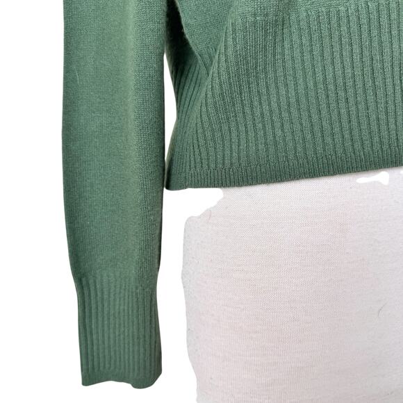 J. CREW 100% Cashmere shrunken crewneck sweater Cropped Fit Style BG654 Medium - Picture 6 of 9